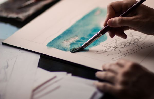 Dessin à la peinture d'un concept artist