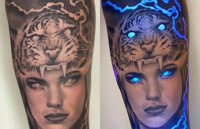 tatouage black light