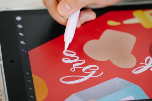 3 logiciels de dessin pour Ipad