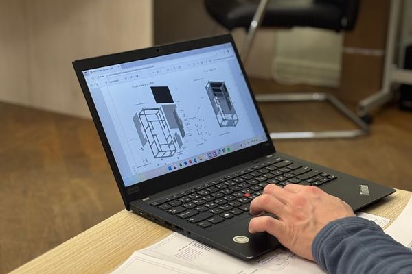 dessin industriel assité par ordinateur : différentes parties d'un meuble